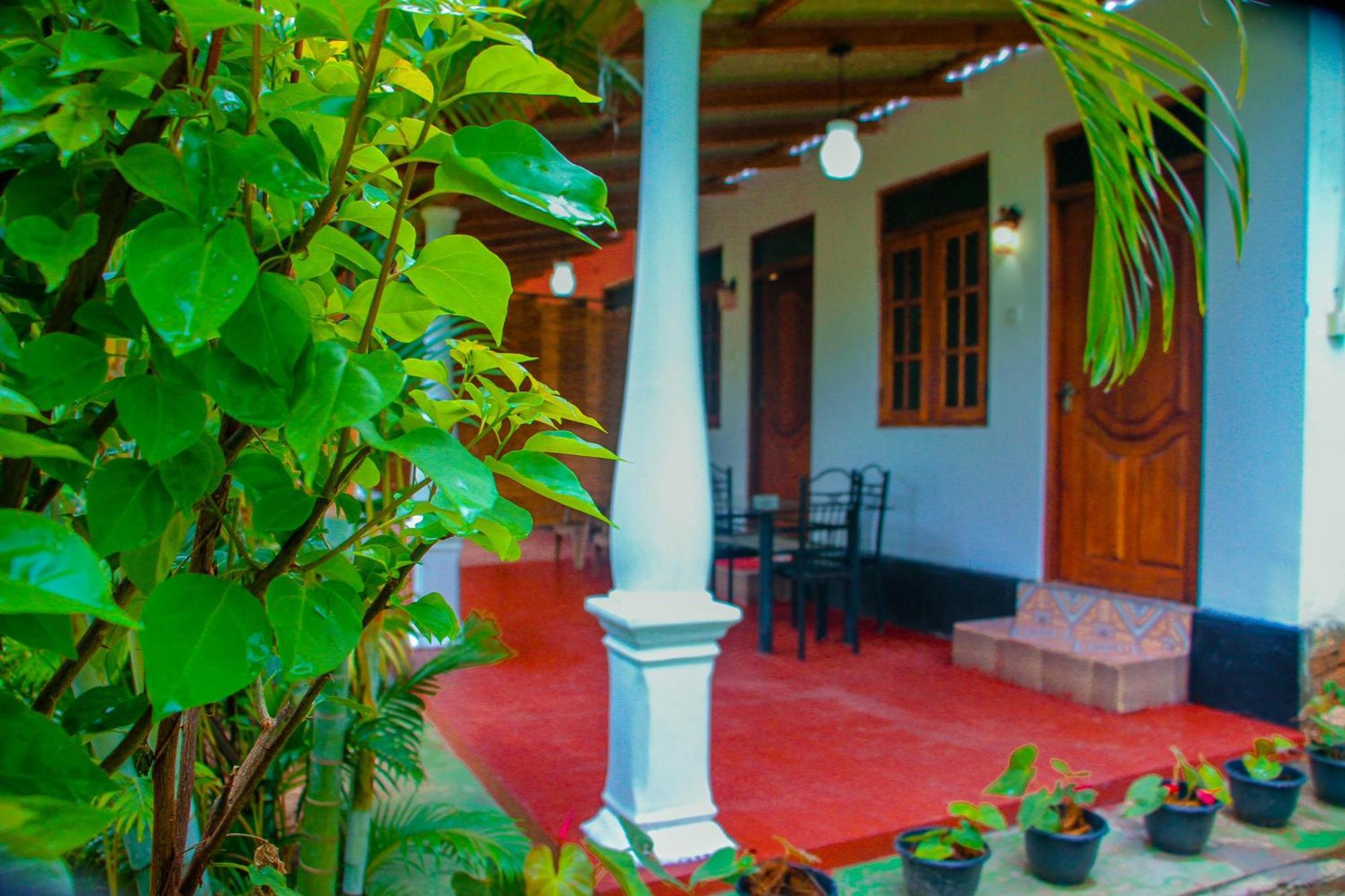 Chanaka Holiday Inn Sigiriya Eksteriør billede