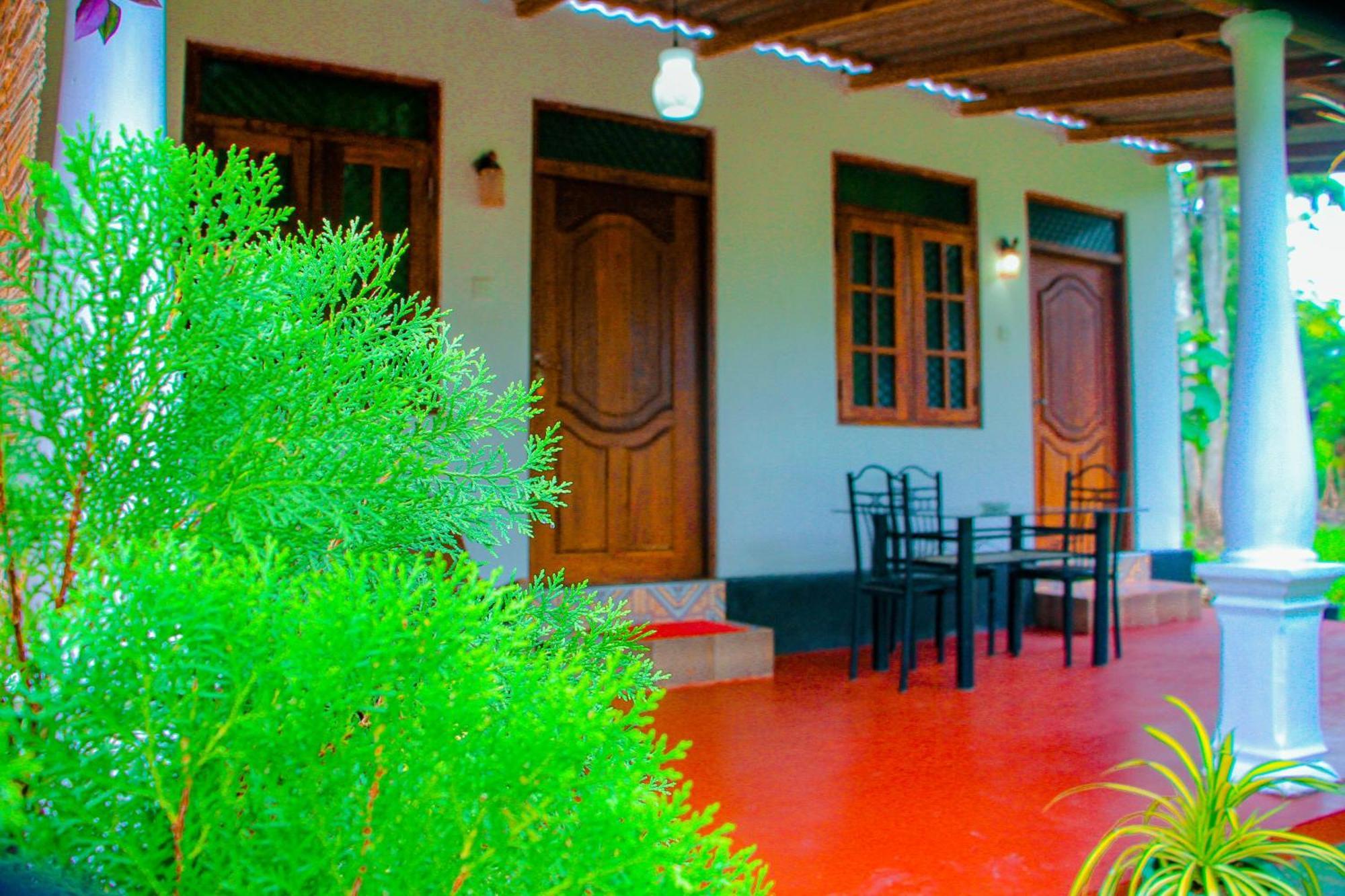 Chanaka Holiday Inn Sigiriya Eksteriør billede