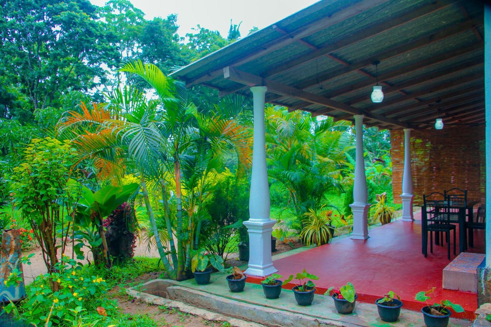 Chanaka Holiday Inn Sigiriya Eksteriør billede